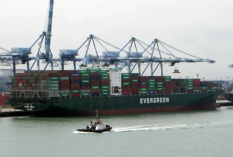 EVER LOYAL Container Ship IMO 9604158 photo 4