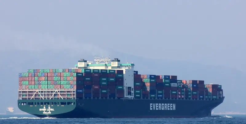 EVER LOYAL Container Ship IMO 9604158 photo 7