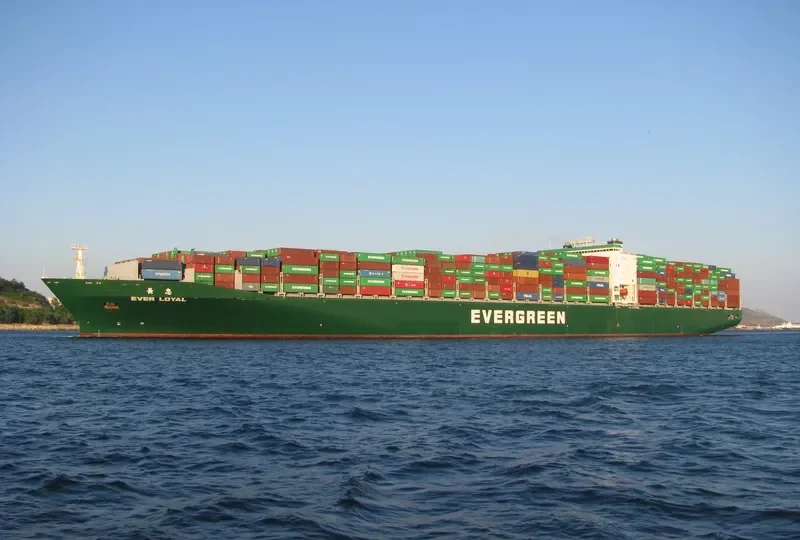 EVER LOYAL Container Ship IMO 9604158 photo 10