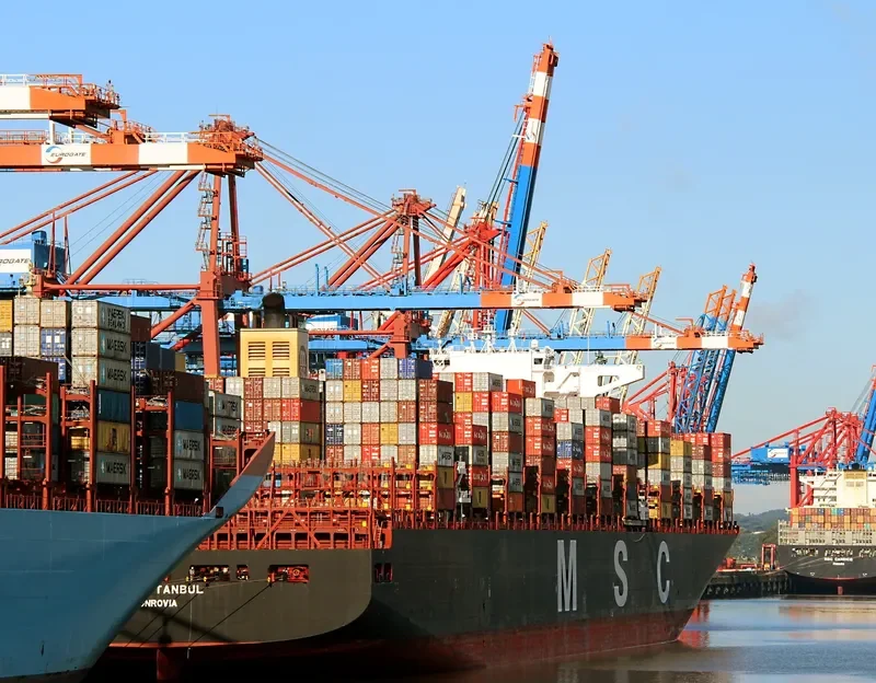 MSC ISTANBUL Container Ship IMO 9606326 photo 4
