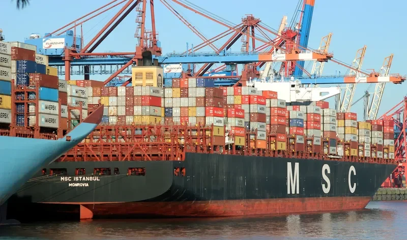 MSC ISTANBUL Container Ship IMO 9606326 photo 8