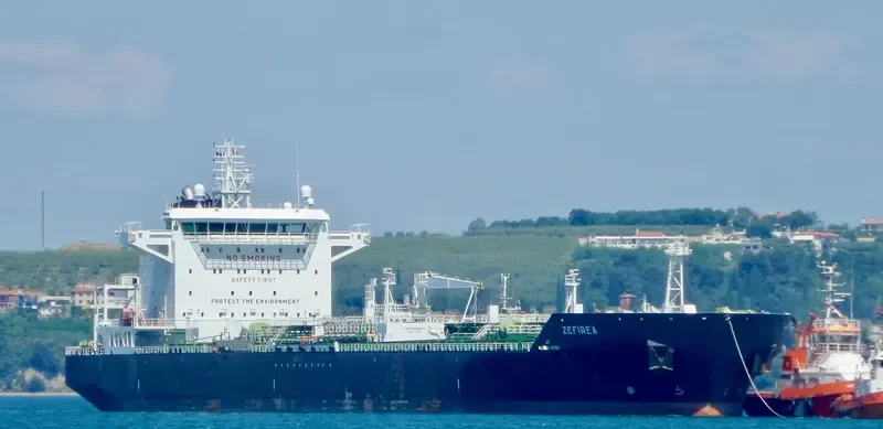ZEFIREA Tanker IMO 9607643 photo 5