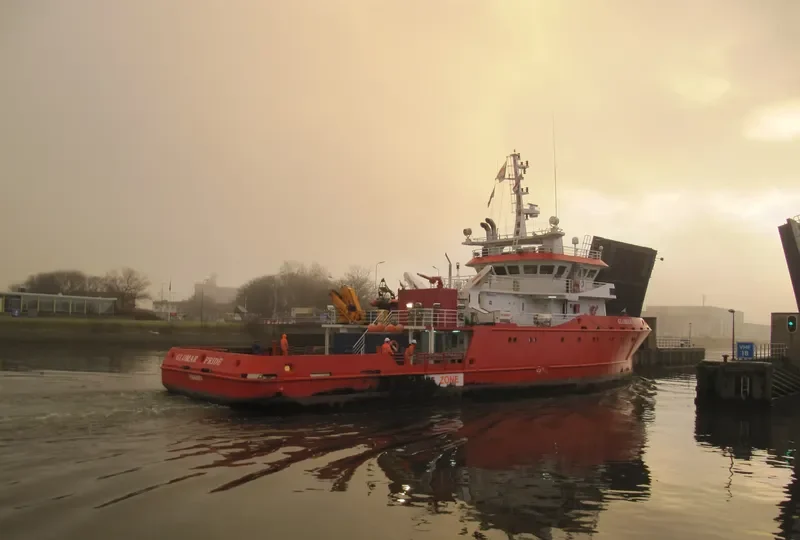 GLOMAR PRIDE Offshore Vessel IMO 9608764 photo 9