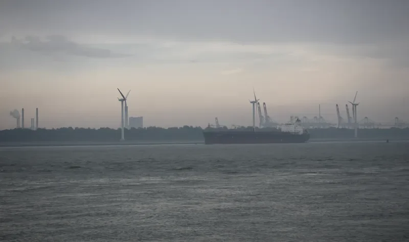 UNIQUE HARMONY Tanker IMO 9609914 photo 7