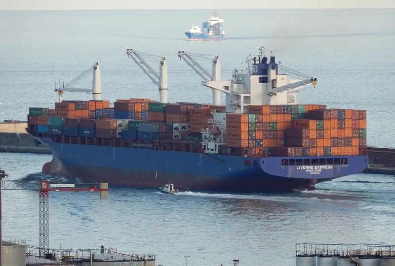 LIVORNO EXPRESS Container Ship IMO 9610157 photo 7