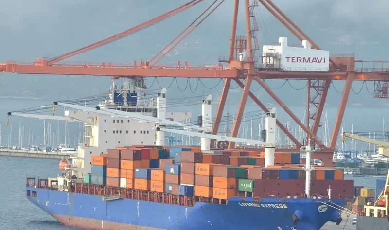 LIVORNO EXPRESS Container Ship IMO 9610157 photo 9