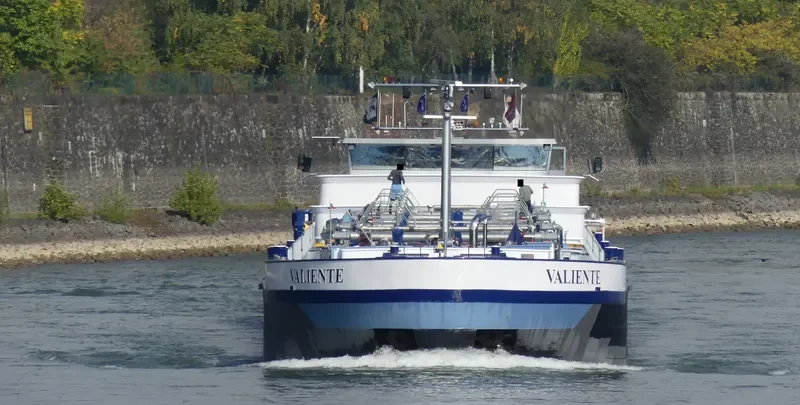 VALIENTE Tanker IMO 9614725 photo 3