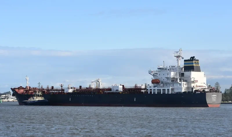 LACERTA Tanker IMO 9621601 photo 9