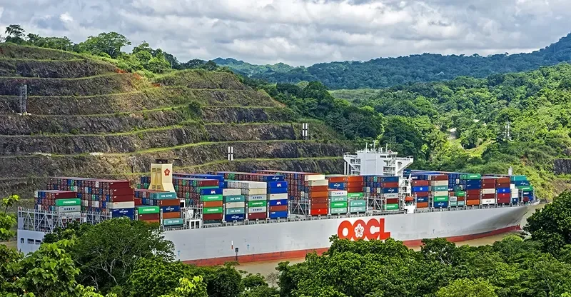 OOCL CHONGQING Container Ship IMO 9622629 photo 2