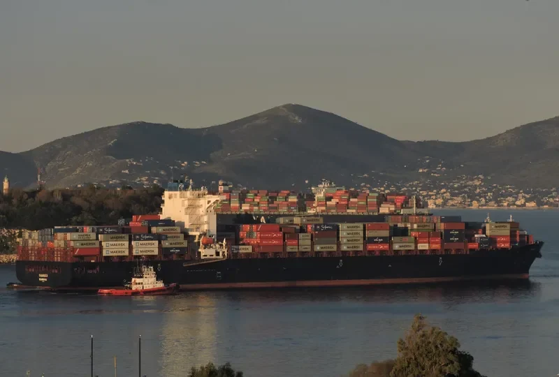 SWANSEA Container Ship IMO 9629469 photo 7