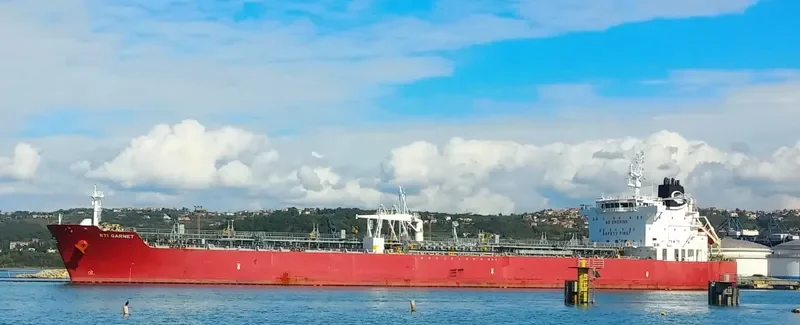 STI GARNET Tanker IMO 9629952 photo 3