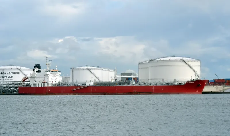 STI ONYX Tanker IMO 9629964 photo 8