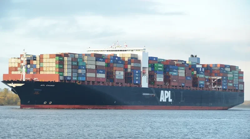 APL CHANGI Container Ship IMO 9631981 photo 5