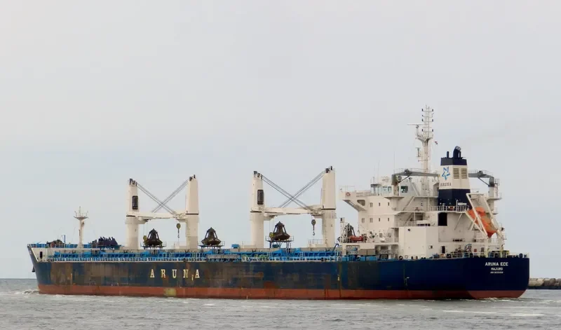 ARUNA ECE Bulk Carrier IMO 9635406 photo 4