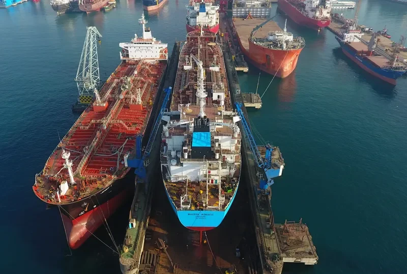 MAERSK ADRIATIC Tanker IMO 9636632 photo 5