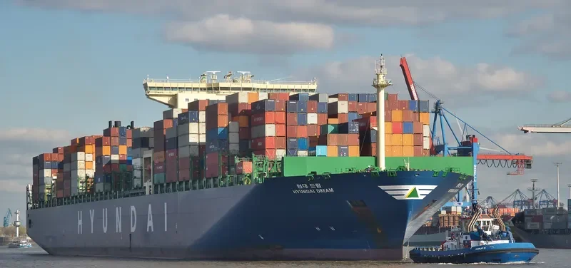 HYUNDAI DREAM Container Ship IMO 9637222 photo 6