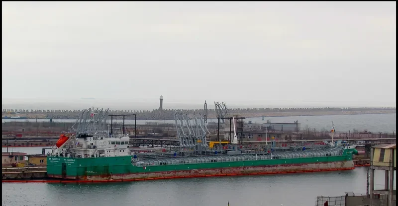 VF TANKER 5 Tanker IMO 9640530 photo 3