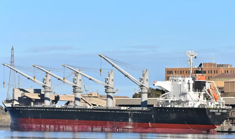 PREDATOR Bulk Carrier IMO 9641792 photo 5