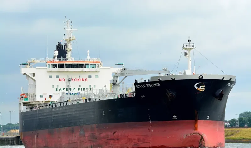 STI LE ROCHER Tanker IMO 9645762 photo 5
