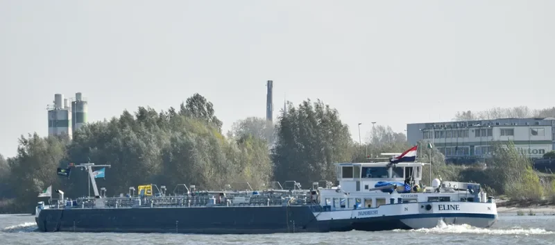 ELINE Tanker IMO 9652727 photo 2