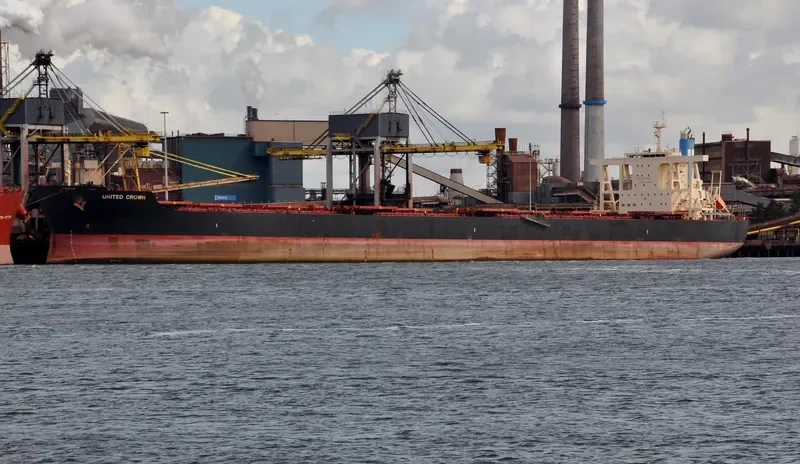 UNITED CROWN Bulk Carrier IMO 9660023 photo 5