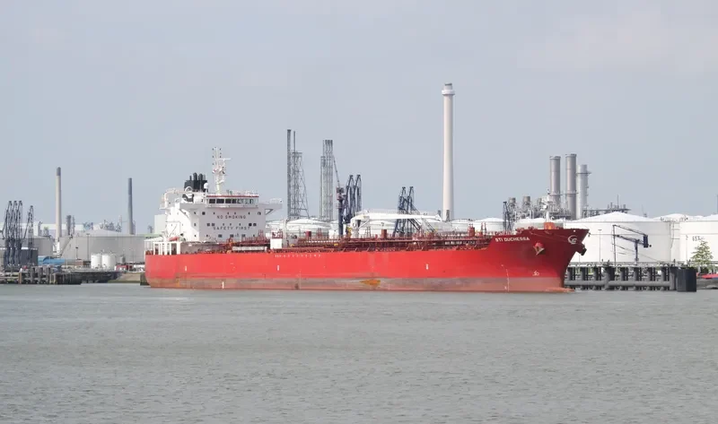 STI DUCHESSA Tanker IMO 9669938 photo 4