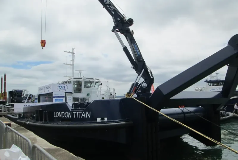 LONDON TITAN Offshore Vessel IMO 9670406 photo 9
