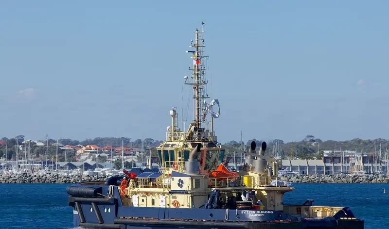 SVITZER DUGONG General Cargo IMO 9673965 photo 6