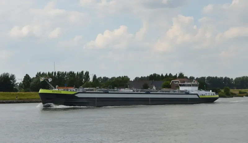 ASTERIX Tanker IMO 9679309 photo 5