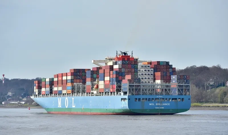 SEASPAN BRILLIANCE Container Ship IMO 9685334