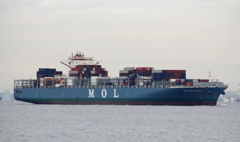 SEASPAN BRILLIANCE Container Ship IMO 9685334 photo 6