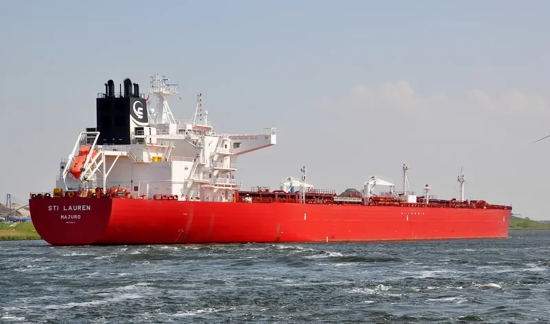 STI LAUREN Tanker IMO 9696711 photo 7