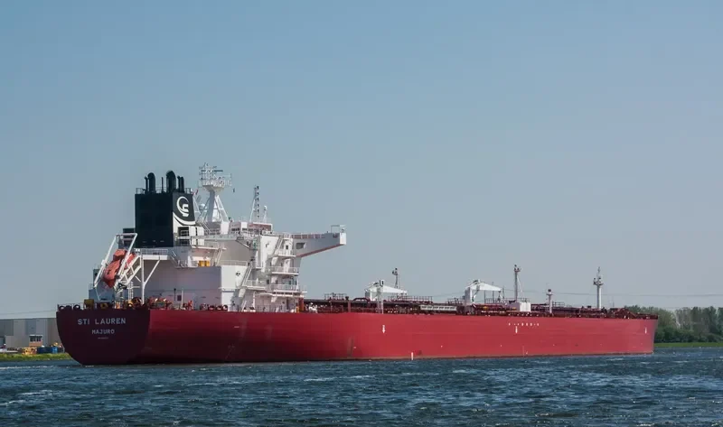 STI LAUREN Tanker IMO 9696711 photo 9
