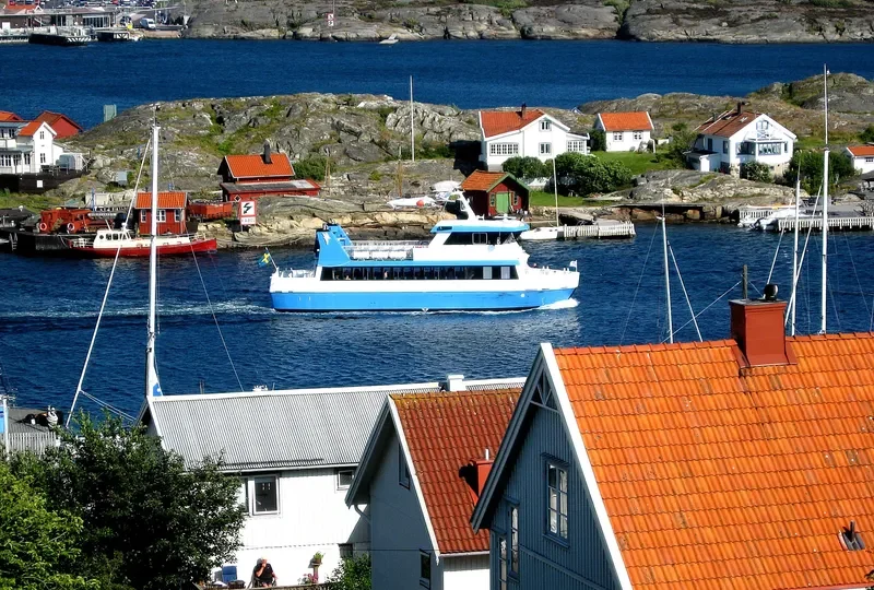 STROMCRONA Passenger Ship IMO 9698068 photo 2