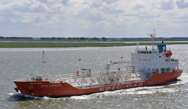 EPIC CURACAO General Cargo IMO 9698288 photo 2