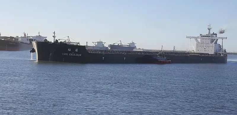 CAPE EXCELSIOR Bulk Carrier IMO 9704087 photo 3