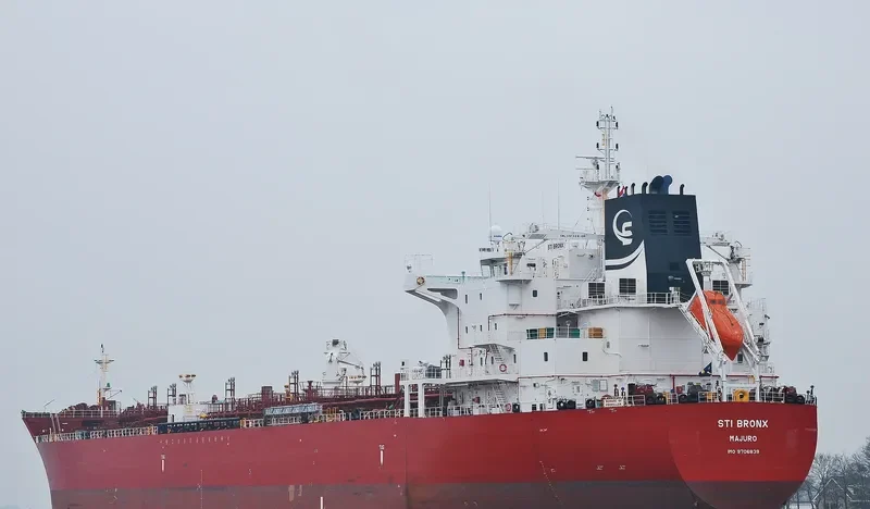 STI BRONX Tanker IMO 9706839 photo 8