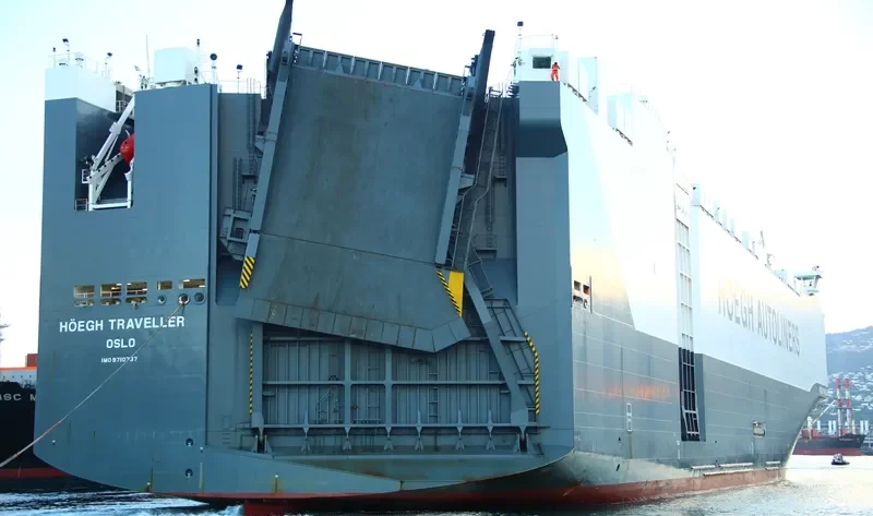 HOEGH TRAVELLER General Cargo IMO 9710737 photo 2