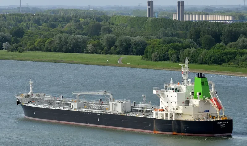 SILVER ERVILIA Tanker IMO 9718404 photo 4