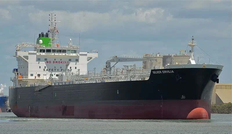 SILVER ERVILIA Tanker IMO 9718404 photo 9