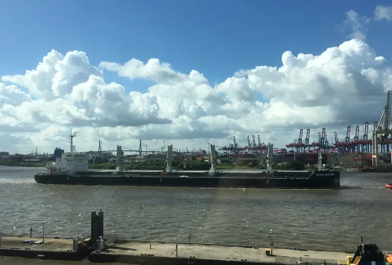 NOTOS VENTURE Bulk Carrier IMO 9725902 photo 2